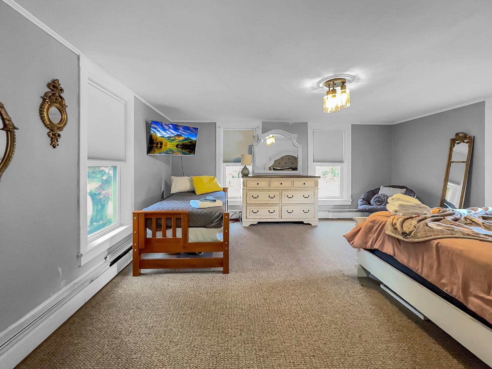 The Kelly House - 4 Bedroom Historic Lodge - Downtown Ellicottville Eksteriør billede